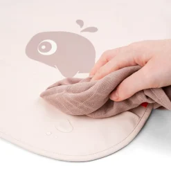 Babero con Mangas Wally Powder · Done by Deer