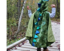 Capa Dragón con garras · Great Pretenders 5-6 años