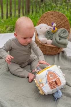 Cubo Blandito de Actividades Pequeña Granja · Little Dutch