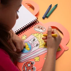 Libro con pinturas y pegatinas Yummi · OMY