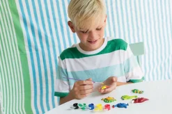 Moldea y Pinta Dinosaurios · 4M