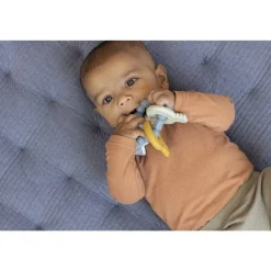 Mordedor Llavero Silicona Azul · Little Dutch