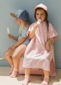 Poncho de Playa · Strawberries