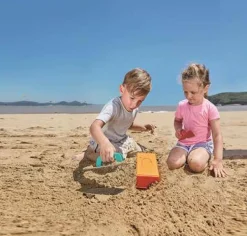 Set de hacer ladrillos con arena · Hape