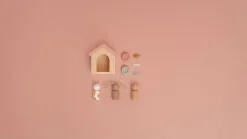 Set de Mascotas para Casa de Muñecas FSC · Little Dutch